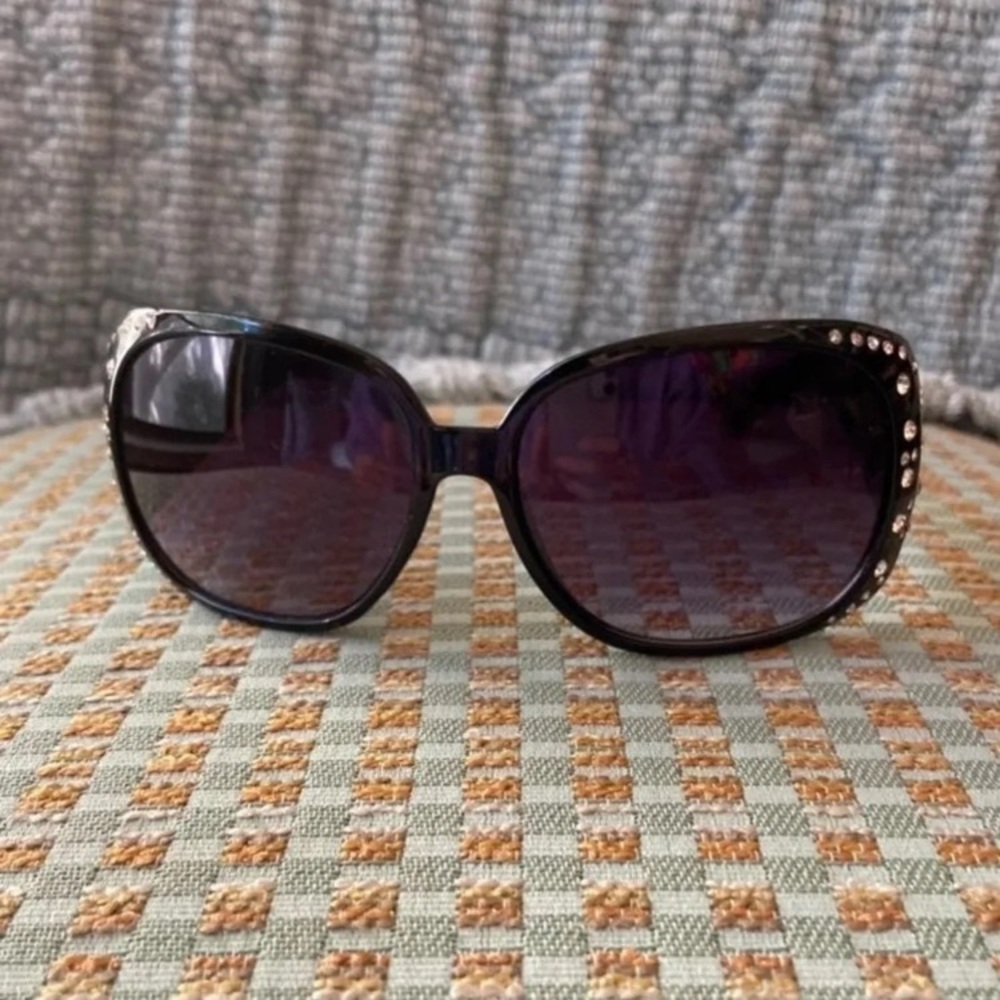 Rhinestone Cross UV Sunglasses